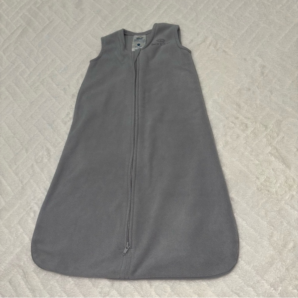 🐰 Halo Gray Sleep Sack Pajamas with Zipper Closure